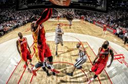开云体育官方网站-浓眉加时赛火力全开，骑士在NBA2026-27常规赛击溃步行者